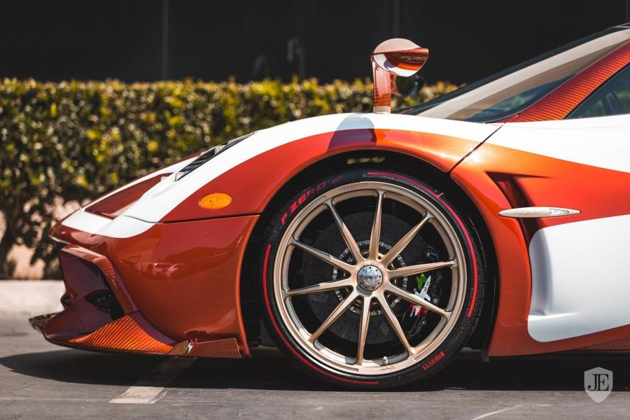 Детали экстерьера Pagani Huayra Lampo 2017 года  (фото 30 из 60)